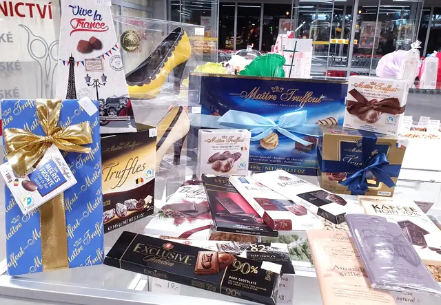 Tabulkové čokolády a bonboniéry